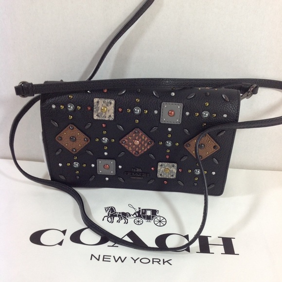 Coach Handbags - Coach Pebble Black Leather Crossbody
